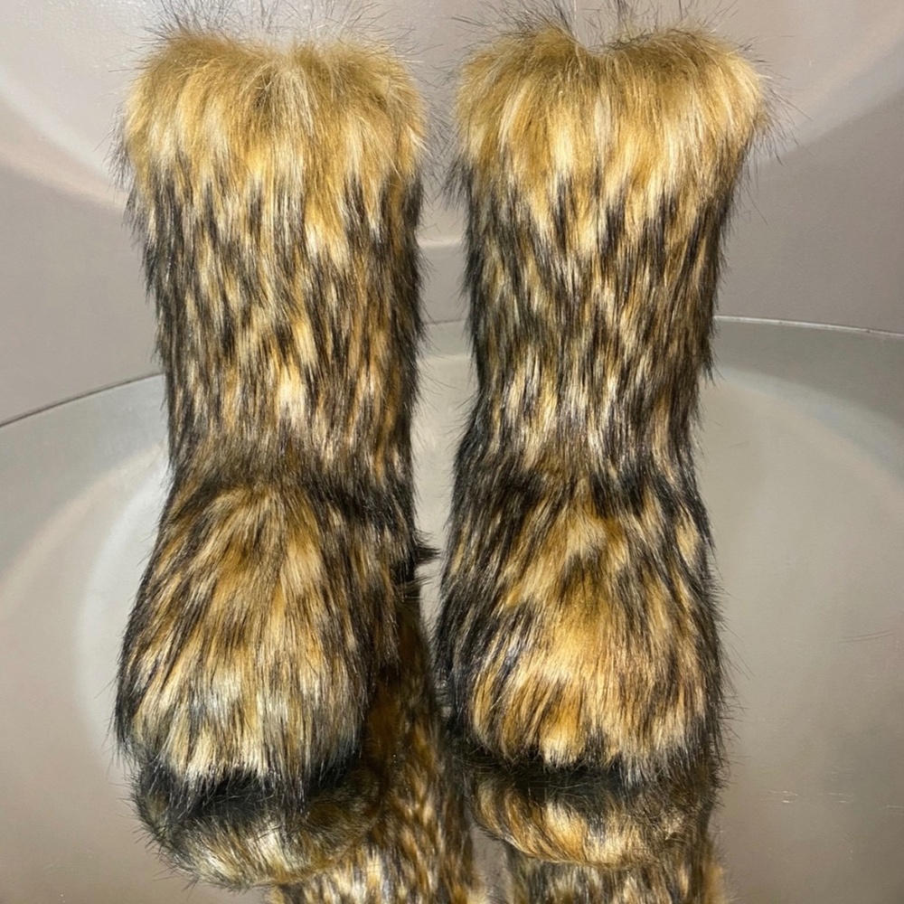 Brown faux Fur boots sizes 9,10 & 11